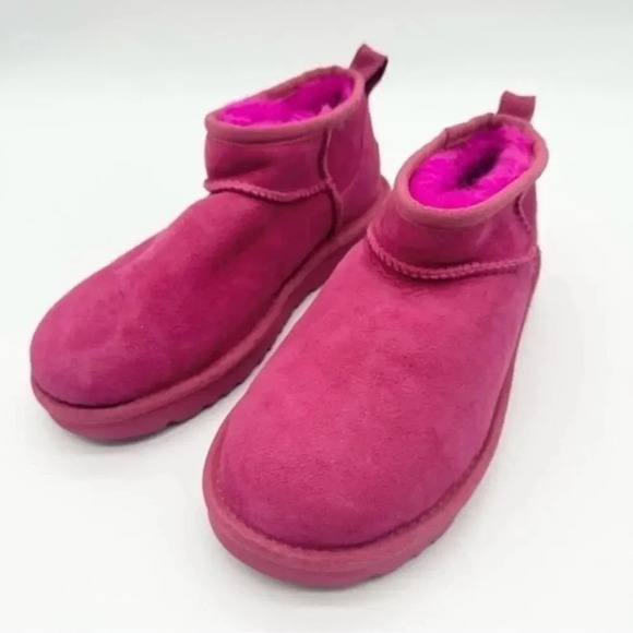 UGG W CLASSIC ULTRA MINI SIZE 6 - Picture 2 of 7